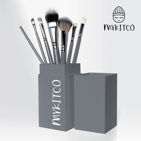 MYKITCO My Small Essential Brush Set
